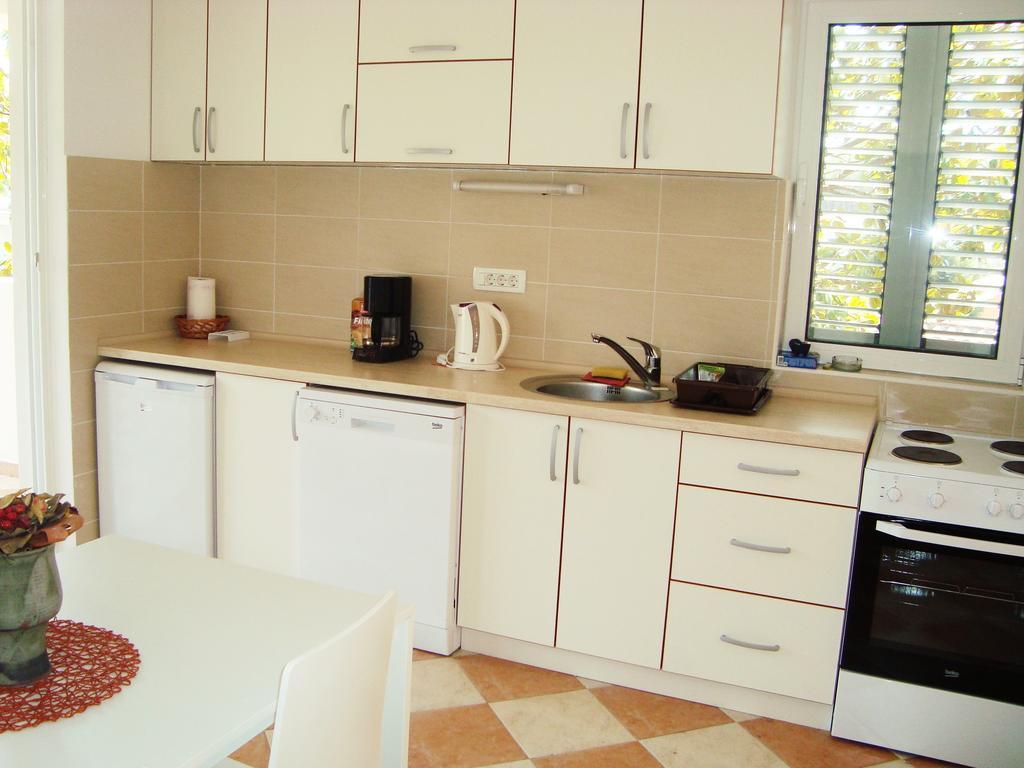 Apartments Rolovina Тиват Номер фото